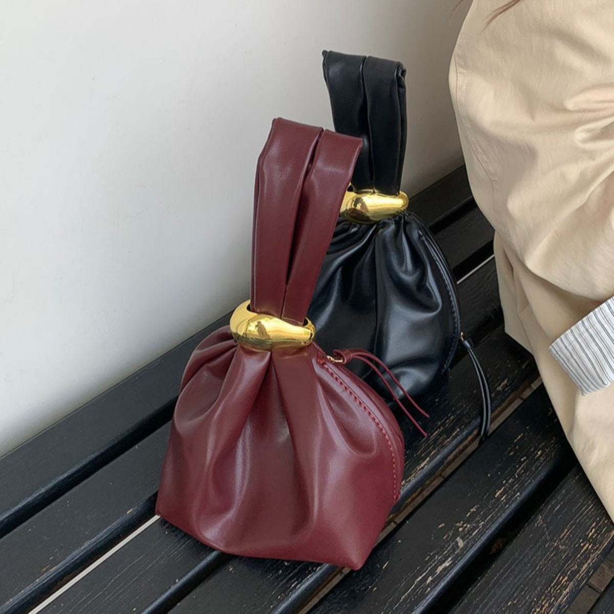 Nivora HandBag
