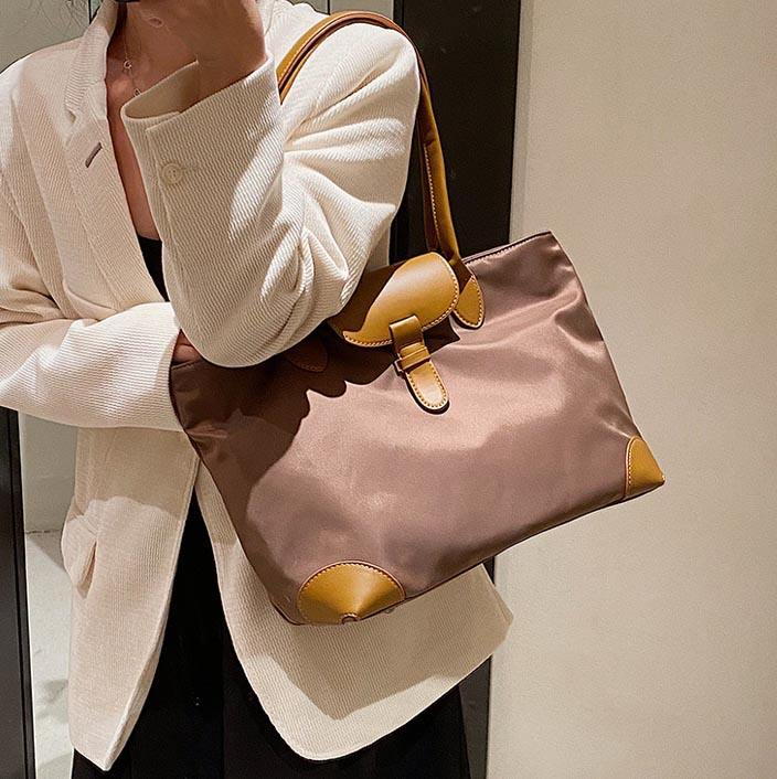 Linea Tote Bag
