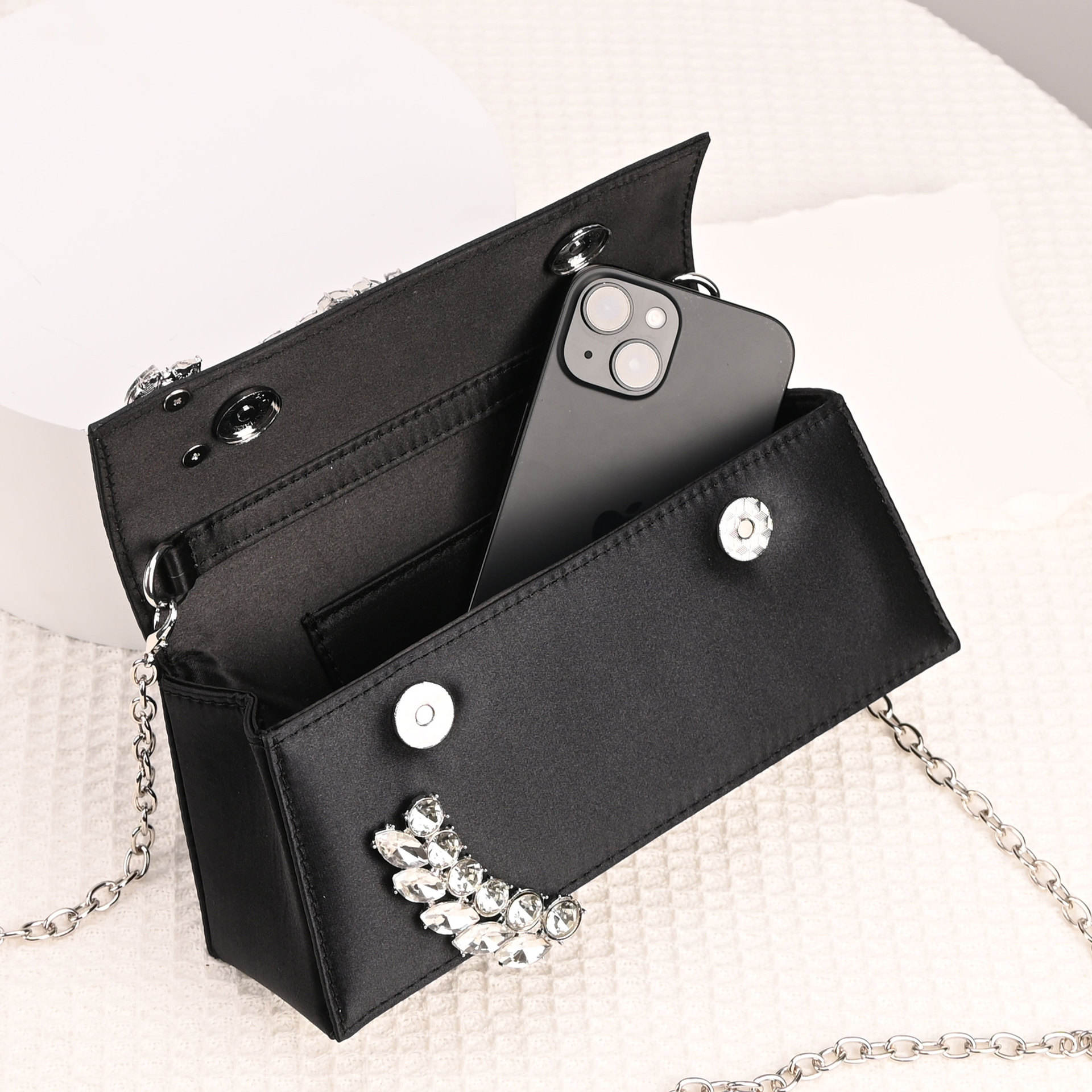 Luna HandBag