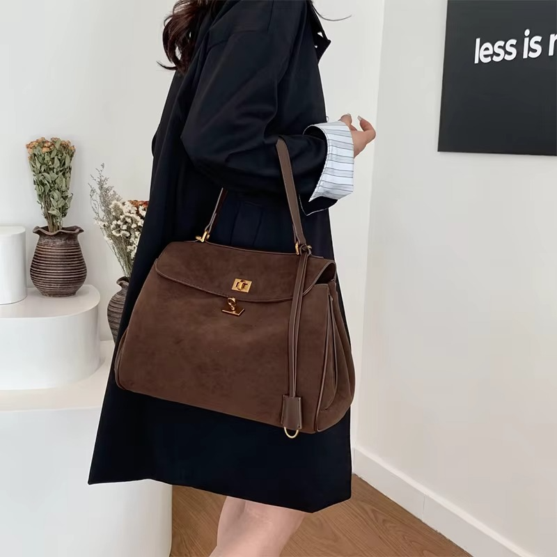 Mila Handbag