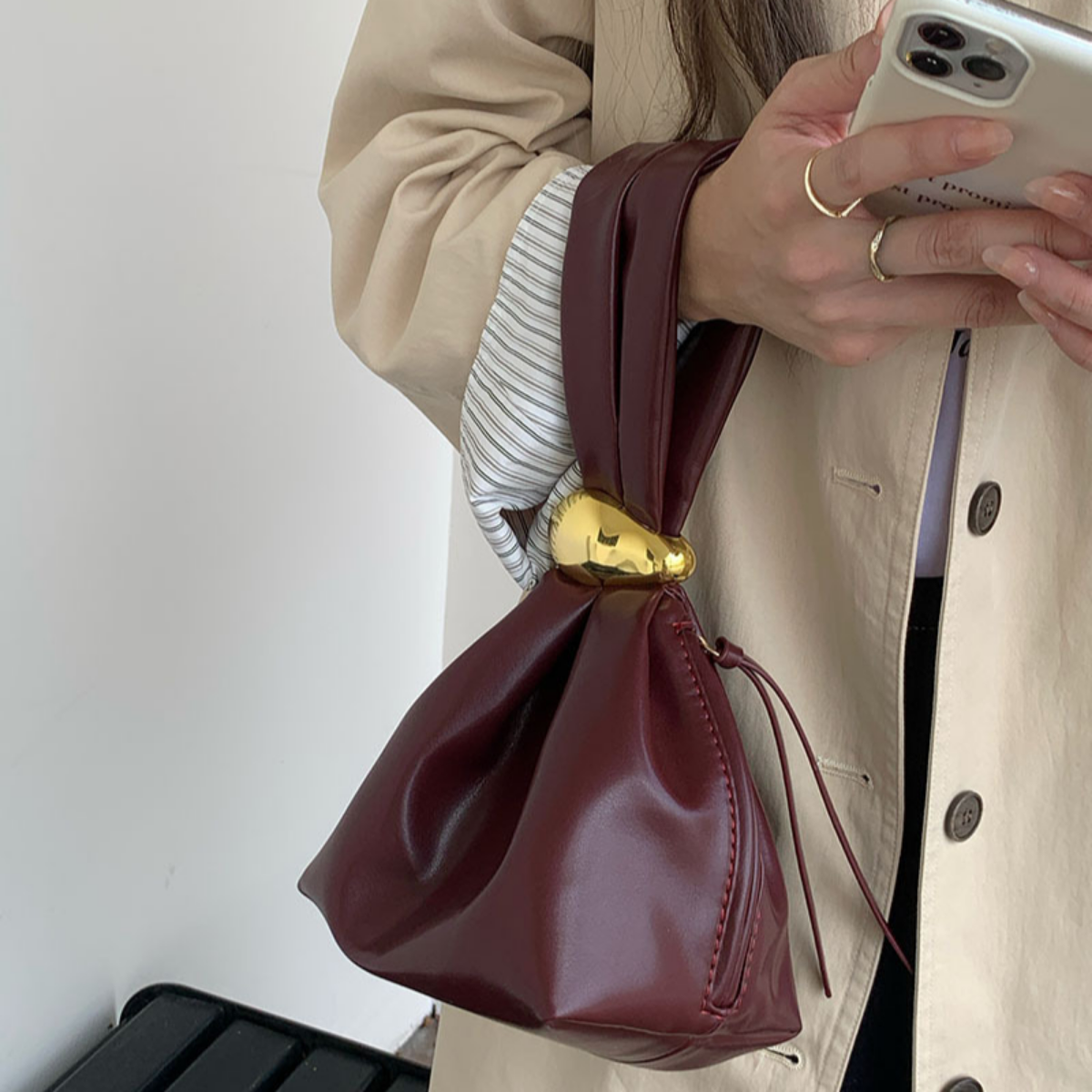 Nivora HandBag
